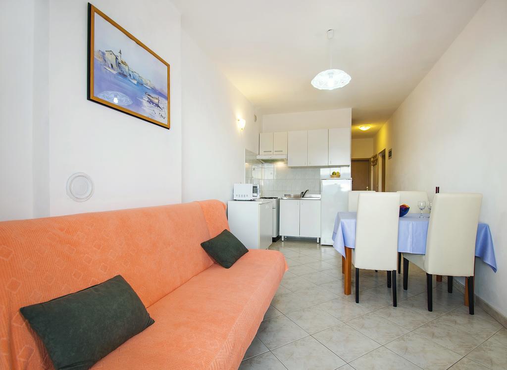 Apartments Iris Rabac Exterior photo
